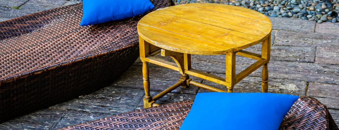 outdoor coffee tables