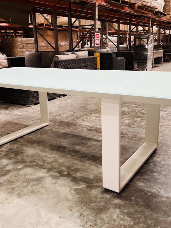 260cm Aluminium Outdoor Dining Table with Glass Top
