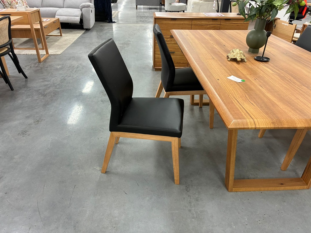 5 Piece Dining Set – Natural Dining Table with Black Leather Chairs3