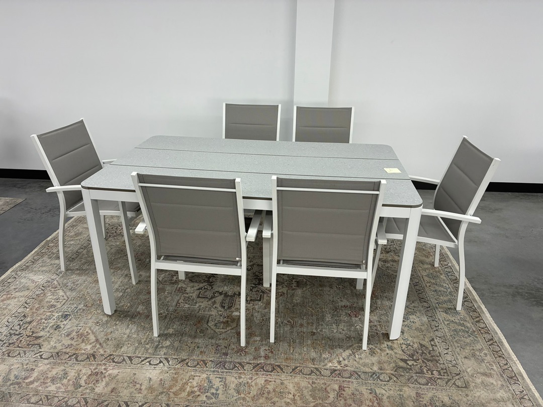 7 Piece Outdoor Dining Set – White & Grey5
