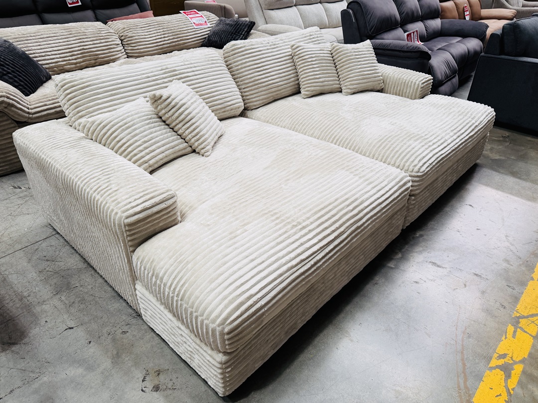 Cream Lined Fabric Deep Sofa 3