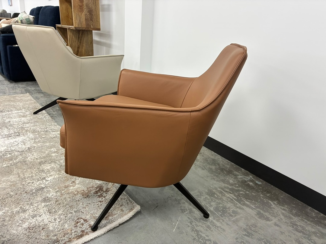 Leather Swivel Chair – Mid Brown Buffalo Leather2
