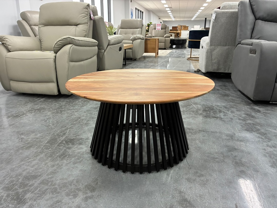 ✨ Coffee Table – Natural Top & Black Metal Legs2