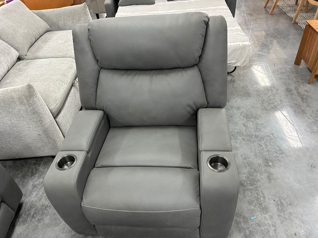 🛋️ 3 + 2 + 1 Seater Electric Recliner Suite1