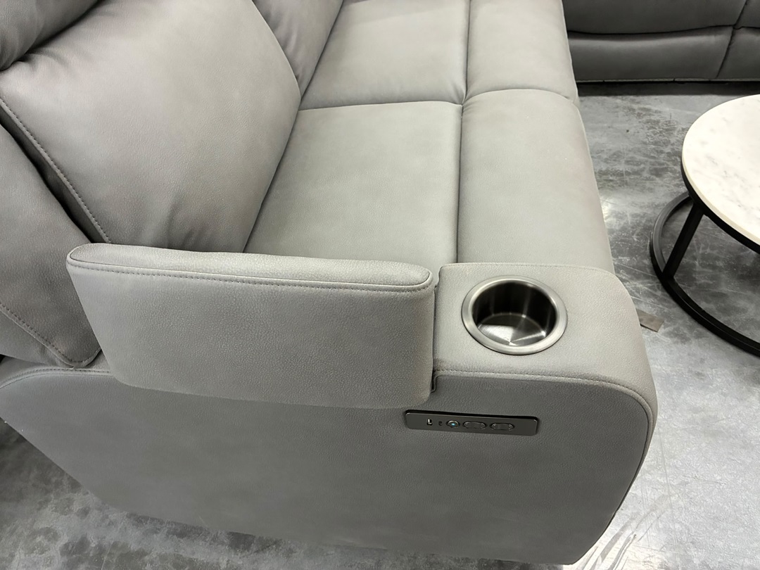 🛋️ 3 + 2 + 1 Seater Electric Recliner Suite3