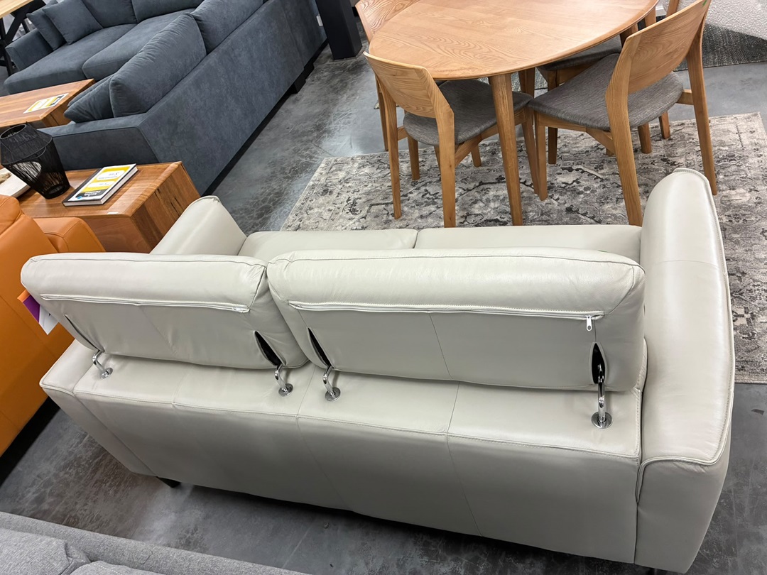 🛋️ Full Leather 2 Seater Sofa – Silver3