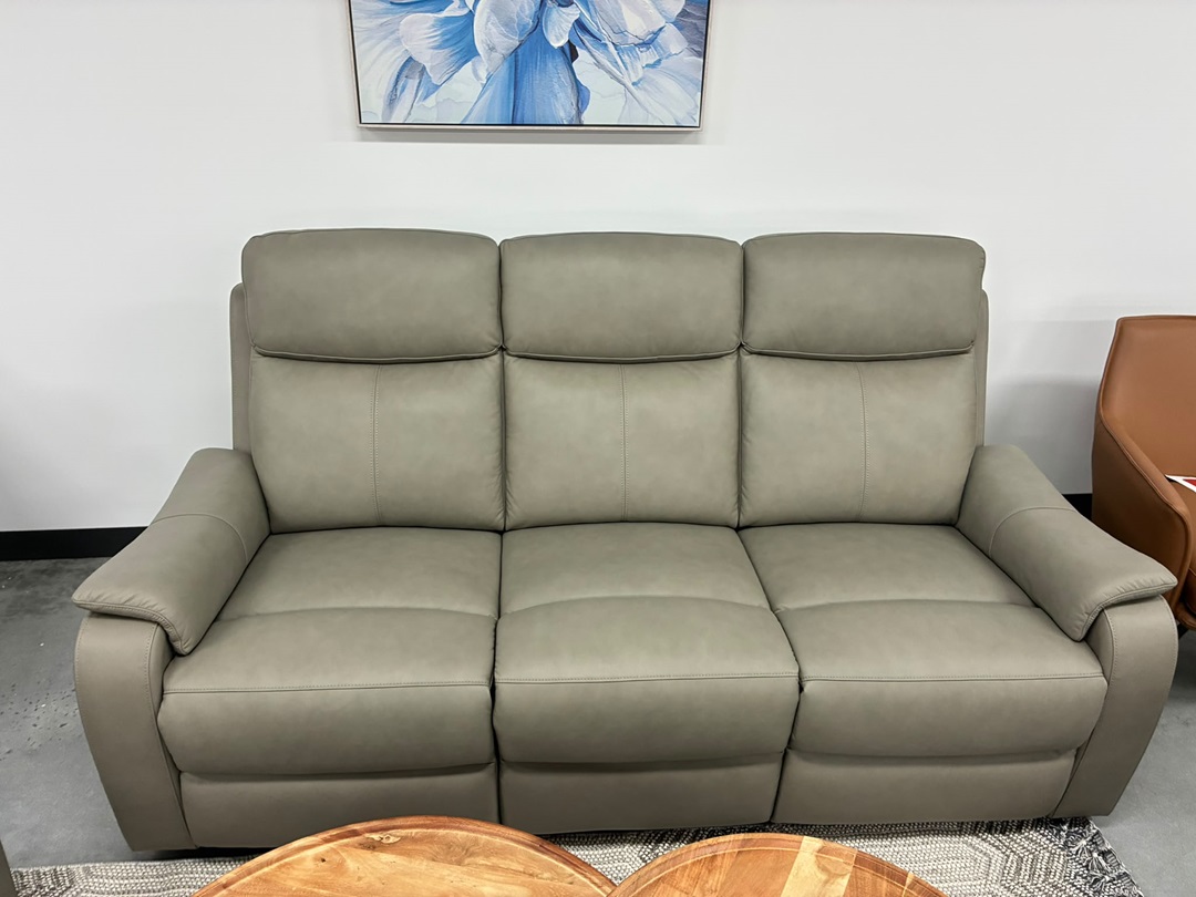🛋️ Leather Recliner Sofa Suite – Splint