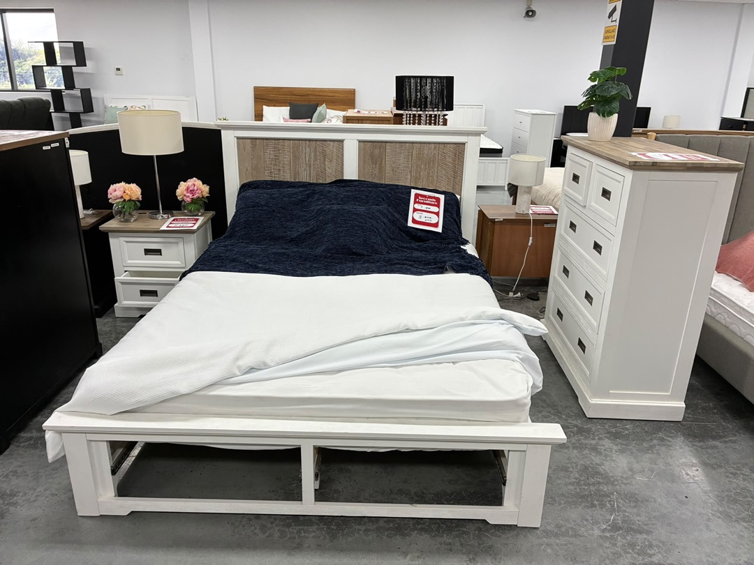 🛏️ Queen Bed – Multi Colour Timber4
