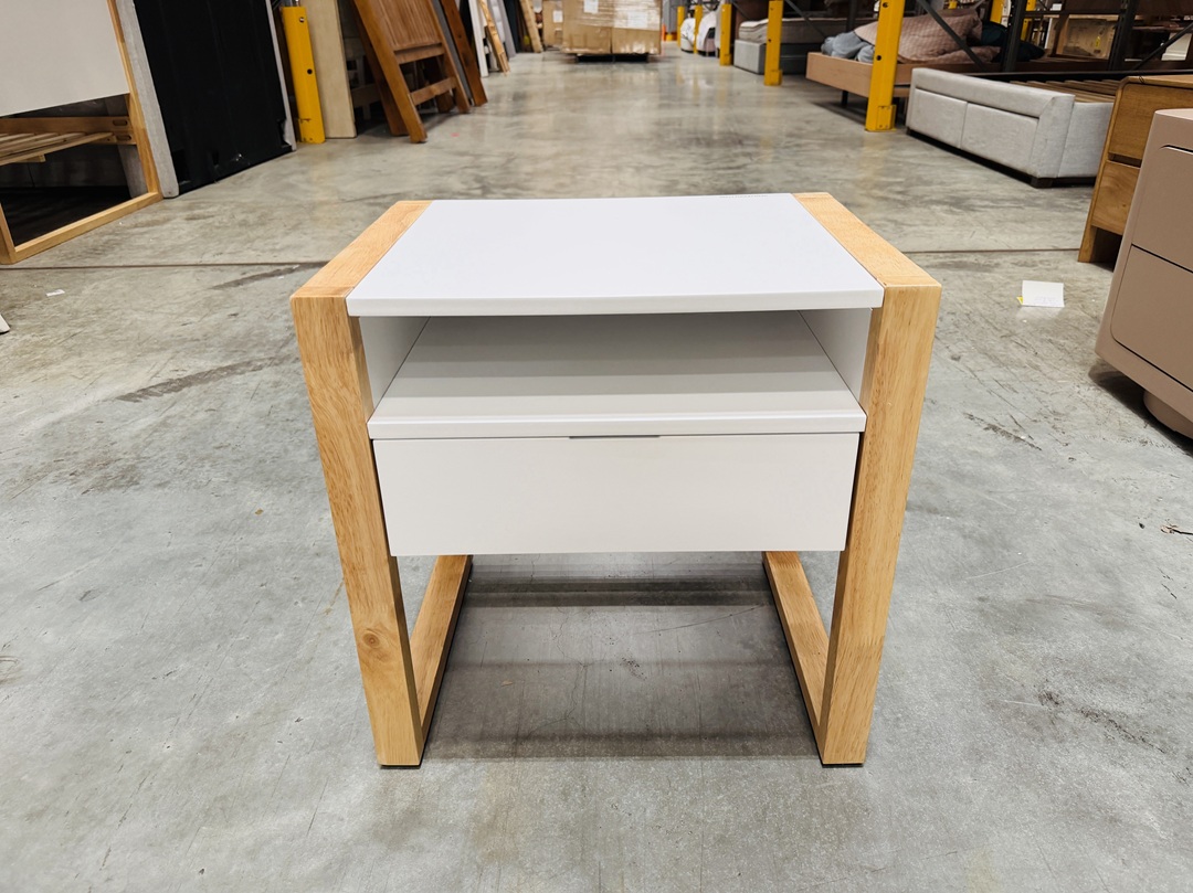 1 Drawer White Bedside with Natural Trim 3