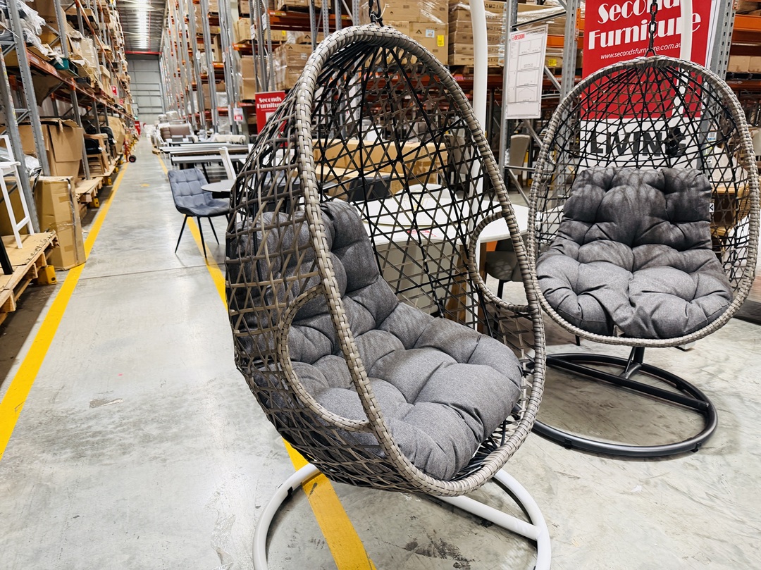 Outdoor Hanging Egg Chair 3