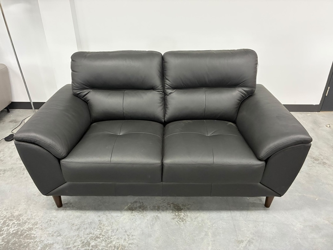 🖤 Leather 2 Seater Sofa – Black5