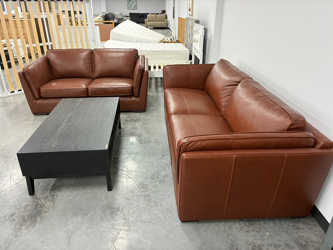 🛋️ 3 + 2 Seater Leather Sofa Suite – Butterscotch1