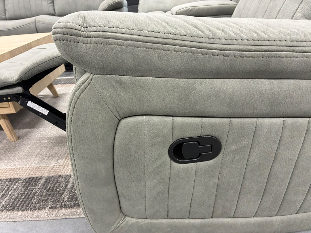 🛋️ 3+2+1 Manual Recliner Lounge Suite with Storage – Sample Unit2