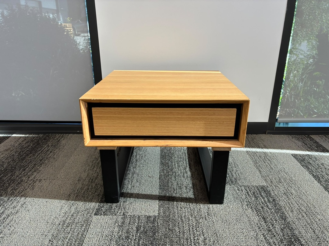 🪔 1 Drawer Lamp Table – Natural2