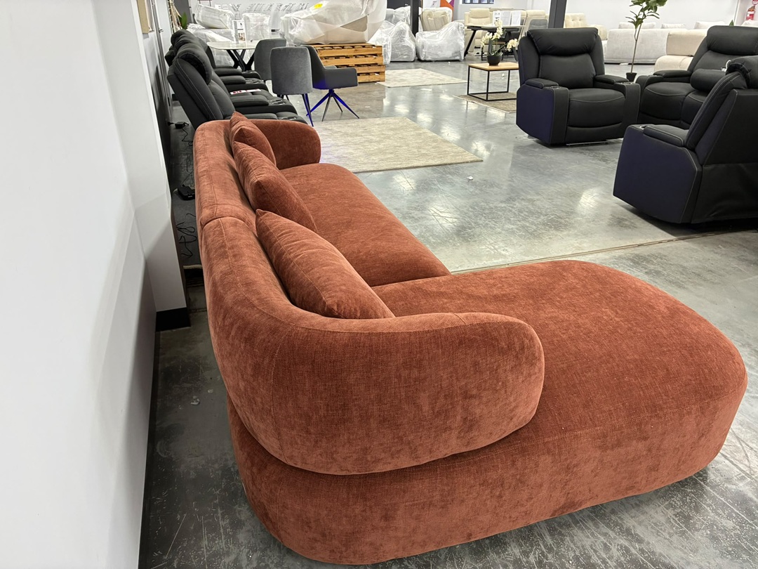 ❤️ Penelope 2 Seater Sofa with LHF Chaise – Red1