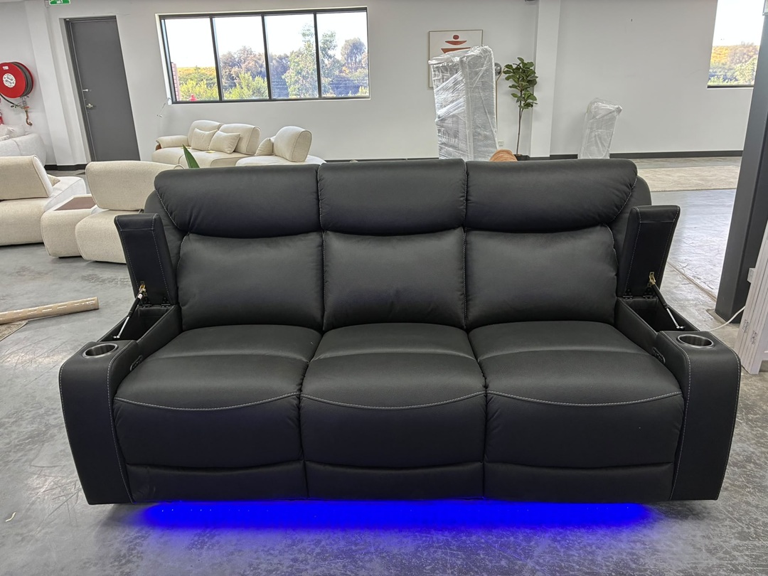 🎬 3+2+1 Electric Recliner Cinema – Black